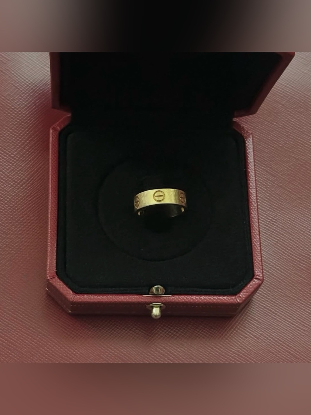 Cartier Love Ring Classic Model 5.5mm 18K Yellow Gold Size 57 / US 8 Screw Motif